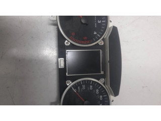 Přístrojová deska Audi A6 S6 C6 4F 2007 4F0920982T, 4F0910930C