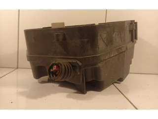   Pojistková skříňka 7L0937559   Audi Q7 4L 2008