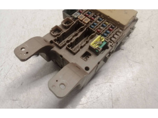 Блок предохранителей 8264113040, 2323000231   Toyota Corolla Verso E121    