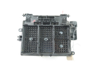 Pojistková skříňka 15115617 Hummer H2 2005