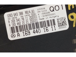 Панель приборов    Mercedes-Benz A W169       