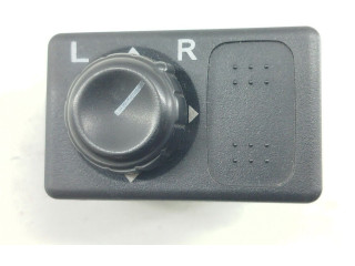 Přístrojová deska Nissan Primera 2001