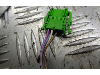 Зеркало электрическое        Volkswagen New Beetle  1998 - 2011 года   