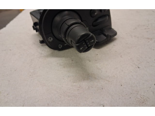 Ручка стеклоочистителей 8201590631 Renault Clio III