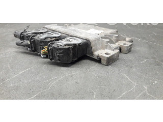 Блок управления двигателем Блок управления s120201105a Renault Twingo II