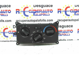 Блок управления климат-контролем P55037533AD Jeep Cherokee III KJ