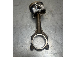  Поршень с шатуном AAA 021e  Volkswagen Golf III  