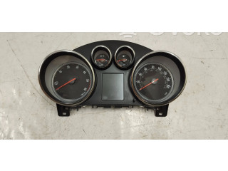 Панель приборов 13442458 Vauxhall Astra J