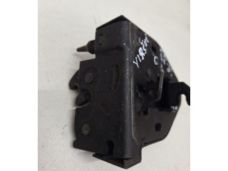 Замок багажника     Renault Trafic II (X83) 2002 - 2014 года