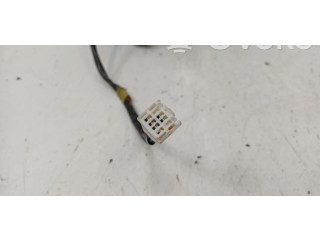 Зеркало электрическое Mazda MPV II LW 1999 - 2007 года