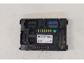 Блок предохранителей    Jeep Renegade    