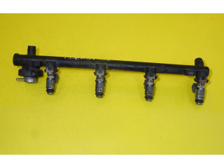 Топливная рампа 7700106024   Renault Scenic I  