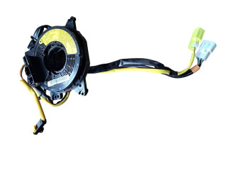 Подрулевой шлейф SRS    Subaru Forester SG