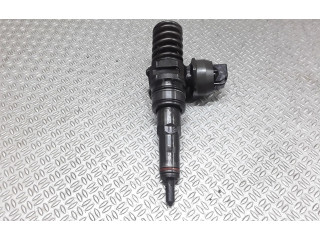 Vstřikovač 038130073AG   Volkswagen Transporter - Caravelle T5     