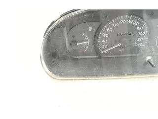 Панель приборов MR168064, 777850 Mitsubishi Colt