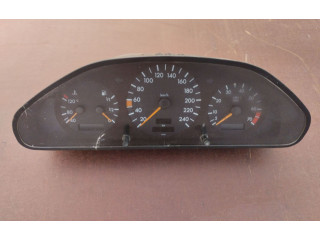 Přístrojová deska Mercedes-Benz C W202 1996 2025404811, A2025404811