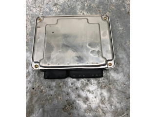 Блок управления двигателя 038906019GQ Skoda Rapid (NH)