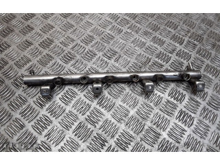 Vstřikovací lišta 022133315ab   Audi TT Mk1     