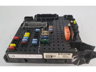 Блок предохранителей 28017881   Volvo XC90    