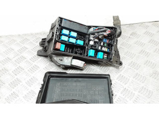 Блок предохранителей 8266253070, 8675XA1   Lexus IS 220D-250-350    