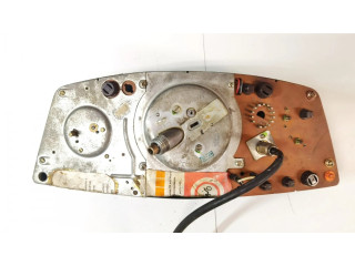 Přístrojová deska Mercedes-Benz W123 1977 1235420101, 87001123