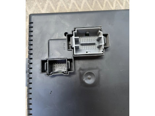 Блок предохранителей 30786646, 07W143   Volvo V70    