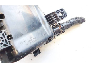 Pojistková skříňka 7154745130, 243843NA0A Nssan Leaf I (ZE0) 2016