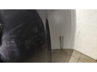 Капот двигателя