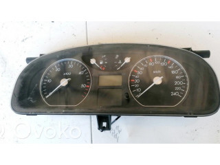 Přístrojová deska Renault Laguna II 2002 8200170314, 501018880068