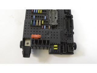 Блок предохранителей  30765483, 28044511   Volvo V70    