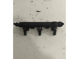 Топливная рампа 03E133320 Skoda Fabia Mk1 (6Y) для двигателя AZQ