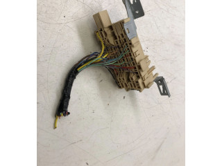 Pojistková skříňka Nssan Juke I F15 2014