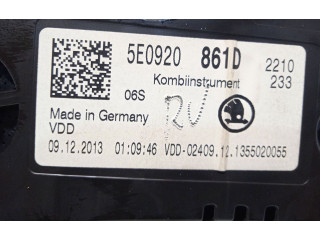 Панель приборов 5E0920861D   Skoda Octavia Mk3 (5E)       