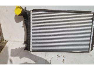 Интеркулер  1K0145803T   Volkswagen Touran I 