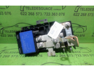 Блок предохранителей A2465401850 Mercedes-Benz A W176