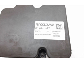 Форсунка 31445742    Volvo XC40  B4204T14P 