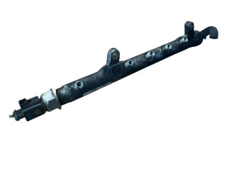 Топливная рампа 03l130089b Volkswagen Golf VI