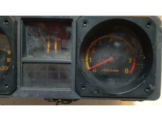 Přístrojová deska  Mitsubishi Pajero 1990 MB741967, 69726640  