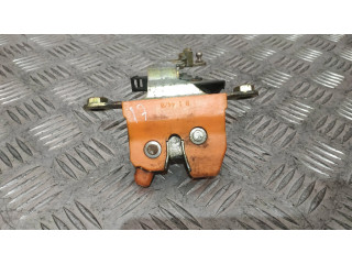 Замок задней крышки