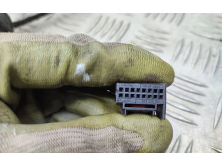 Поршень Зеркало (управляемое электричеством) chz   Audi A1  