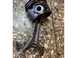  Поршень с шатуном  81L79  Volvo V70  