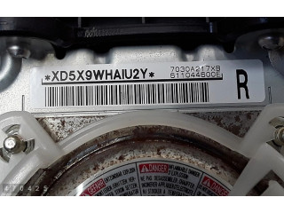 Подушка безопасности водителя 7030a217xb Mitsubishi L200