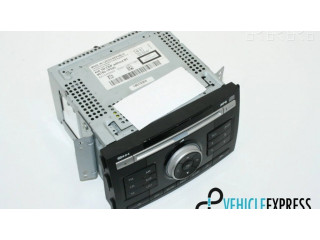 Радио/ проигрыватель CD/DVD / навигация