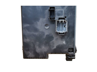 Блок предохранителей 8676391, 12217799   Volvo XC90    