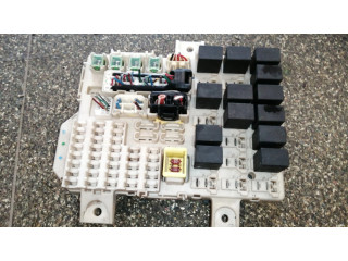 Блок предохранителей MN108320S, MN108320 Mitsubishi Colt CZ3