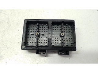 Блок предохранителей 96821082 Chevrolet Captiva