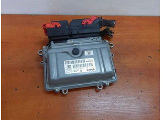 Блок управления двигателя 30743338, 1039S17576   Volvo V50