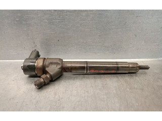 Форсунка 338002A400, 0445110256BOSCH Hyundai Getz D4FA