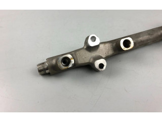 Топливная рампа 05E133320B Volkswagen Golf VIII