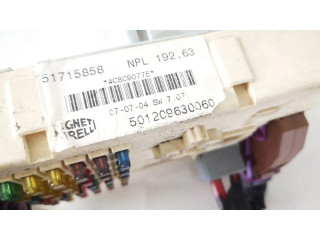   Pojistková skříňka 51715858   Fiat Stilo 2004